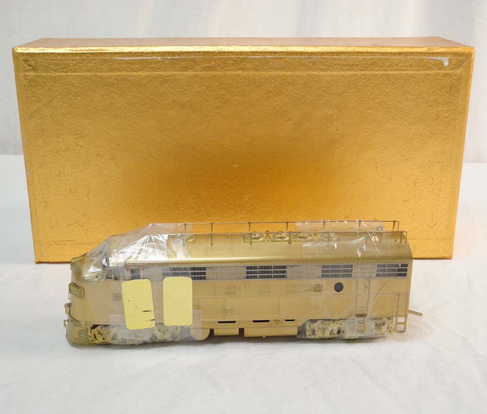 ABT: Oriental Limited HO Brass: EMD FP7A 1500HP Ph: Paul V. Ambrose and Drew J. Bauer present: This is the EMD FP7A 1500HP Phase II PRR Version Diesel Engine that Oriental Limited made in HO Scale a few years ago. Please look at all the pictures; what 
