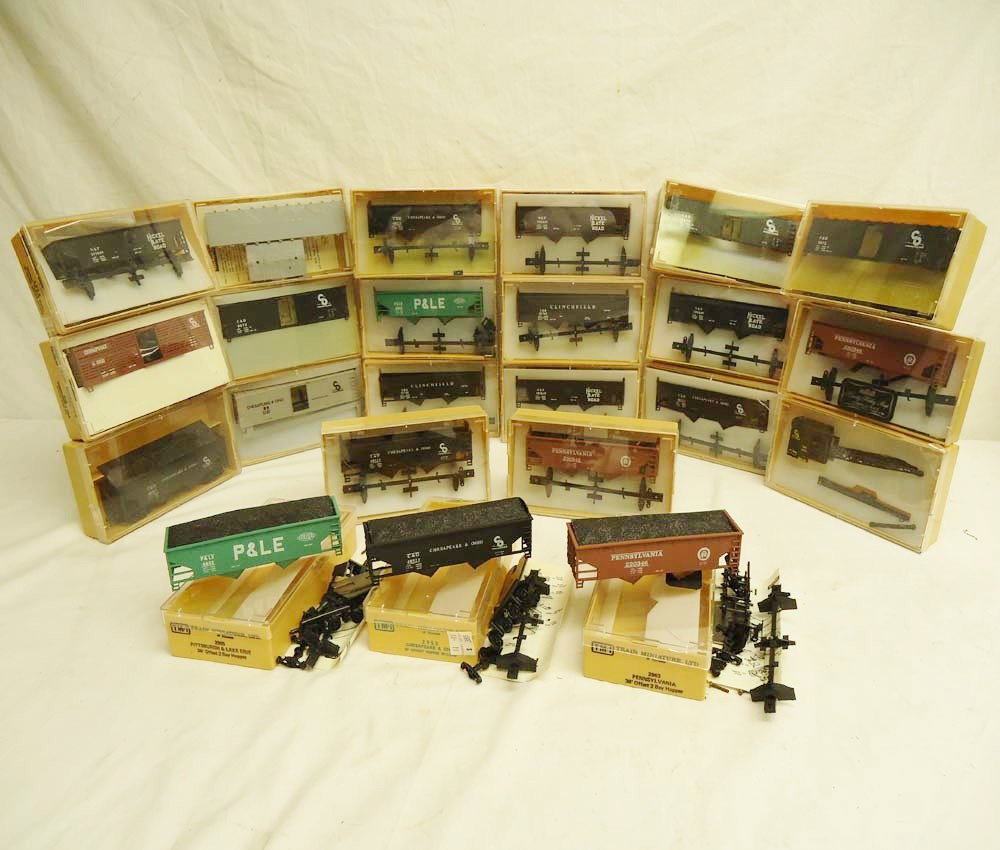 ABT: Train Miniatures Ltd. HO Scale: 22 Assorted K: Paul V. Ambrose and Drew J. Bauer present: These are twenty-two Assorted Kits that Train Miniature Ltd. made in HO Scale a few years ago. Please look at all the pictures; what is pictured is what you 