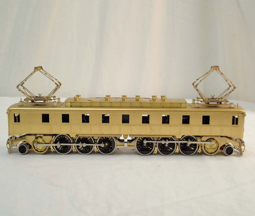 ABT: Custom Brass HO Scale: 2-6-6-2 Electric Engin: Paul V. Ambrose and Drew J. Bauer present: This is the Electric 2-6-6-2 Engine that Custom Brass made in HO Scale a few years ago. Please look at all the pictures; what is pictured is what you will re
