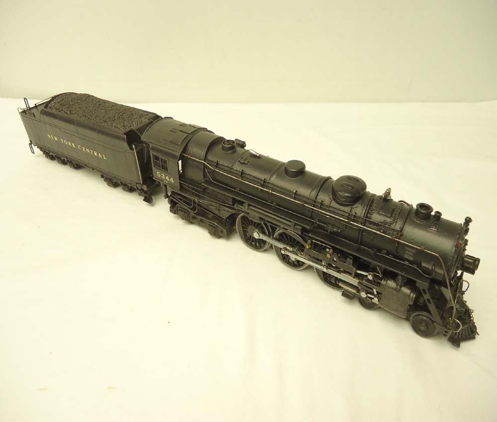 ABT: Lionel #700E Hudson Steam Engine & Tender (R): Paul V. Ambrose and Drew J. Bauer present: These are the #700E Diecast Hudson Steam Engine (repainted) that Lionel made circa 1940, and #700T Madison Hardware Reproduction Tender (mostly original Lion