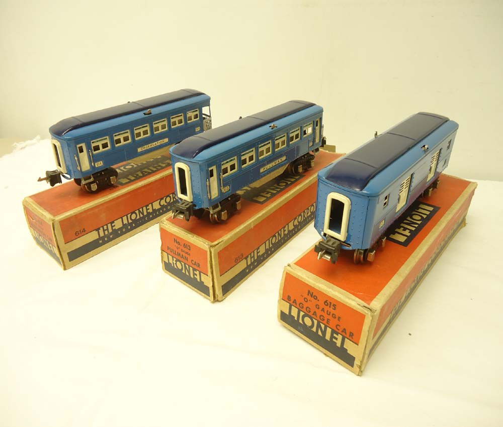 ABT: Great Lionel #613/614/615 Blue Comet Passenge: Paul V. Ambrose and Drew J. Bauer present: These are the #613/614/615 Blue Comet Passenger Cars that Lionel made in O gauge in the 1930s. Our Opinion is that they are in solid Excellent Plus Condition