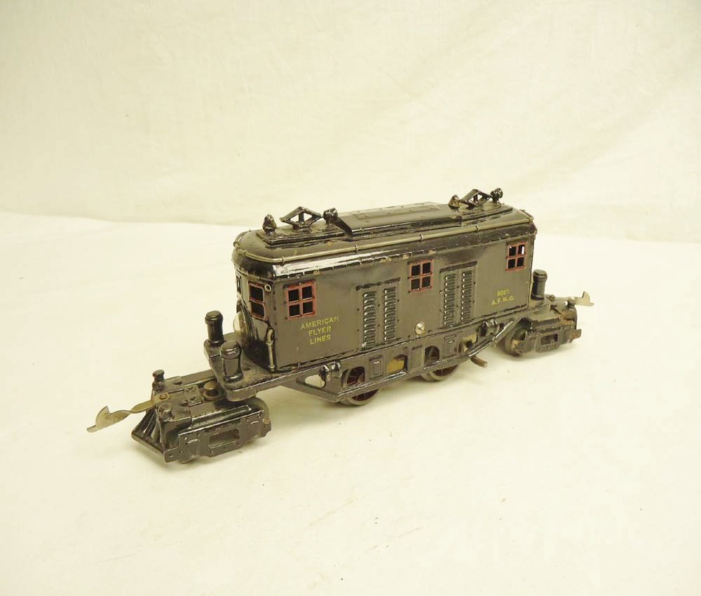 ABT: Scarce AF O Gauge Black #3020 4-4-4 Electric: Paul V. Ambrose and Drew J. Bauer present: This is the #3020 large Box Cab 4-4-4 Black Electric that American Flyer made in O gauge in the 1920s. Our Opinion is that it is generally in Good Condition.
