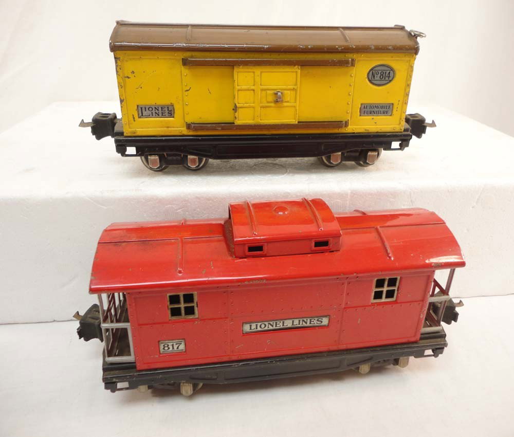 ABT: Lionel O Gauge #814 Box Car & #817 Caboose: Paul V. Ambrose and Drew J. Bauer present: These are the #814 Box Car and #817 Caboose that Lionel made in O gauge in the 1920s. No Boxes. Please add $14.00 for US-48 Shipping and Insurance.