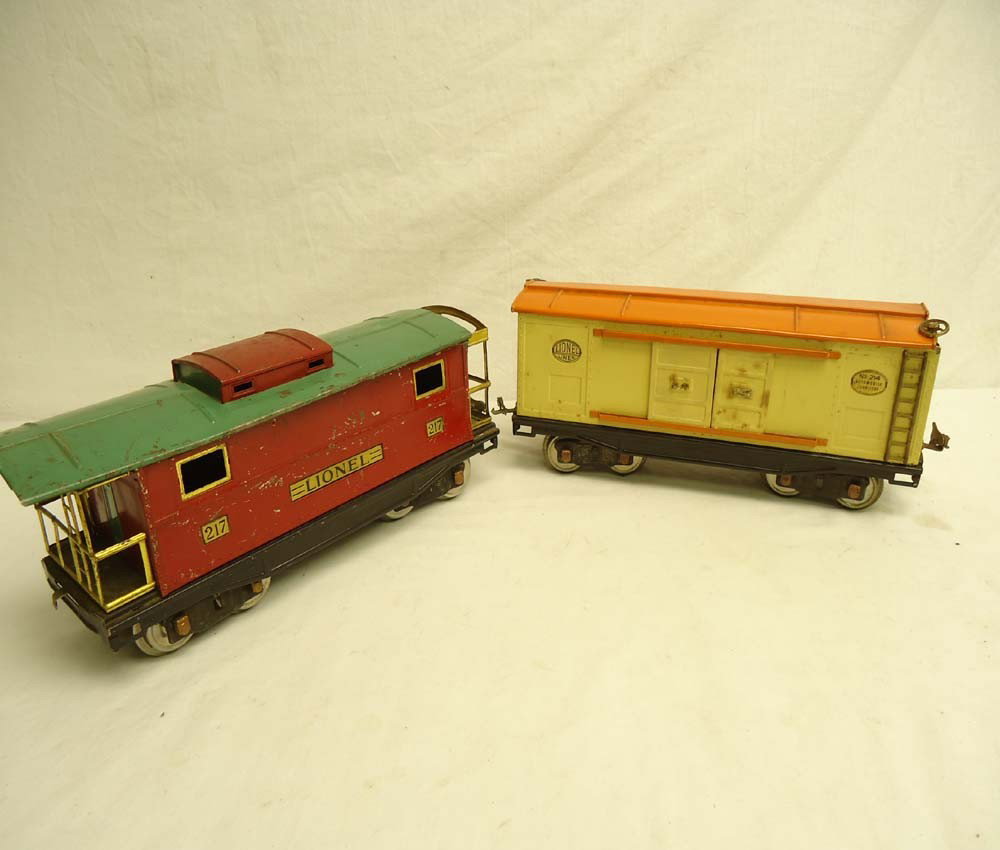 ABT: Lionel Standard Gauge #214 Box Car & #217 Cab: Paul V. Ambrose and Drew J. Bauer present: These are the #214 Box Car and #217 Caboose that Lionel made in Standard Gauge Pre War. No Boxes. Please add $18.00 for US-48 Shipping and Insurance.
