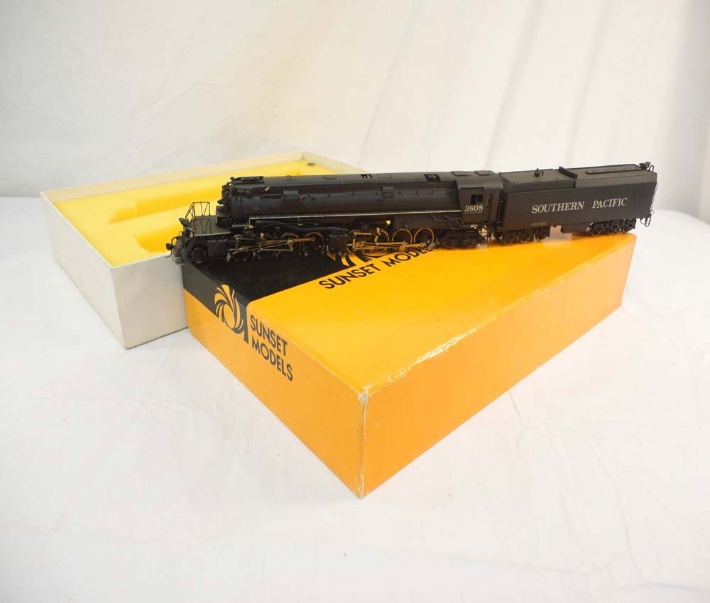 ABT: HO Brass: Dong Jin/Sunset Models Class AC-9 So: Paul V. Ambrose and Drew J. Bauer present: These are the Brass Class AC-9 Southern Pacific 2-8-8-4 Steam Engine and Tender that Sunset Models/Dong Jin made in Korea sometime in the past. Our Opinion i