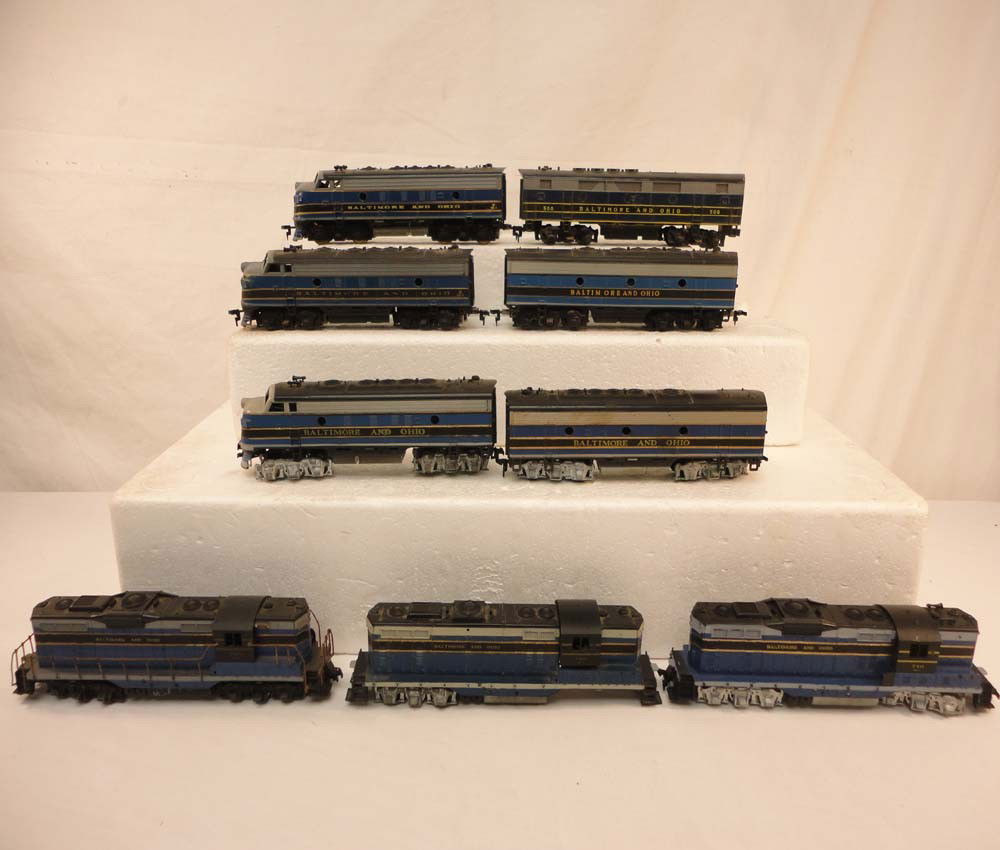 ABT: Athearn/Penn Line HO Scale: 9 Assorted A/B Un: Paul V. Ambrose and Drew J. Bauer present: These are three B&O A-Units, three B&O B-Units and three B&O Switchers that Athearn/Penn Line made in HO Scale a few years ago. Please look at all the pictur