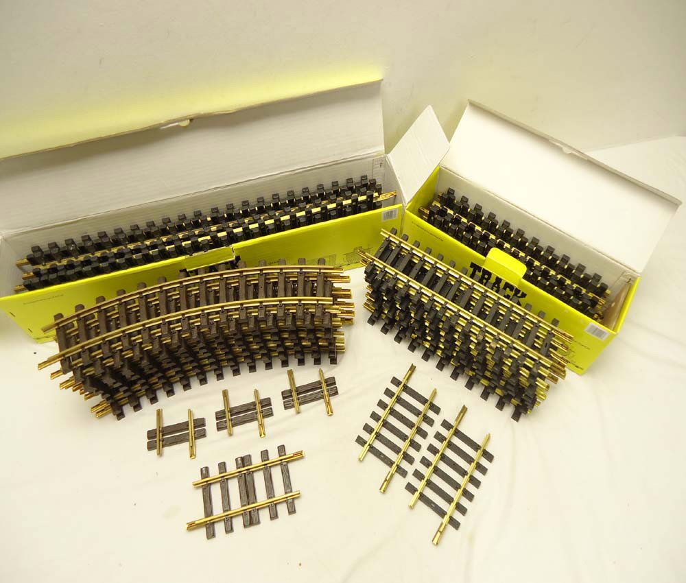 ABT: ART/LGB G Scale: Assorted Track/OBs: Paul V. Ambrose and Drew J. Bauer present: These are an Assortment of Track that ART/LGB made in G Scale a few years ago. Included are the 8 sections of ART-11000 Aristo Craft Trains Indoor/Outdoor 1-