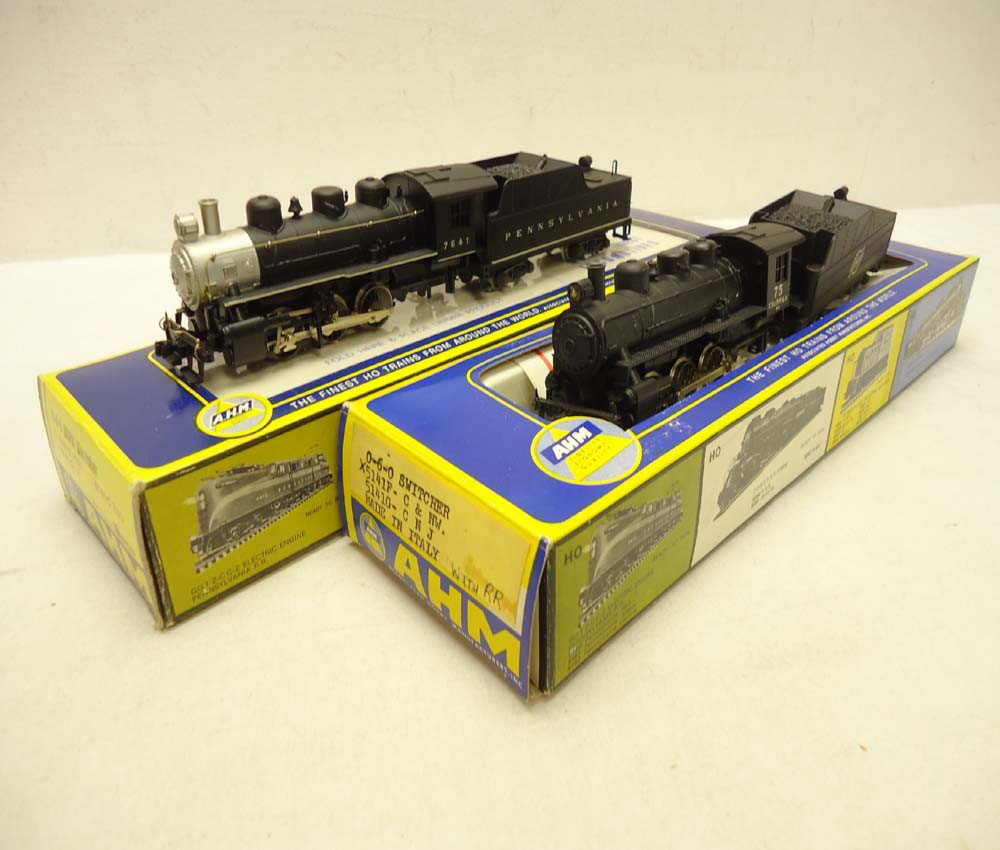 ABT: AHM HO Scale: #5141-B PRR & #5141F C & NW Swi: Paul V. Ambrose and Drew J. Bauer present: These are the #5141-B Pennsylvania Railroad and the #5141F Chicago and Northwestern 0-6-0 Switchers that AHM made in HO Scale a few years ago. Please look at