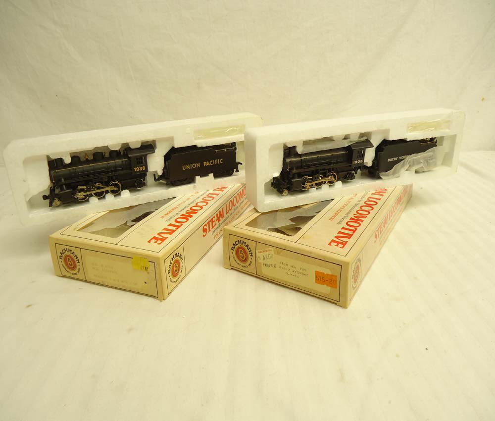 ABT: Bachmann HO Scale: #715 NYC & #410-716 UP Eng: Paul V. Ambrose and Drew J. Bauer present: These are the #715 NYC and the #410-716 UP Prairie Engines and Tenders with Smoke that Bachmann made in HO Scale a few years ago. Please look at all the pict