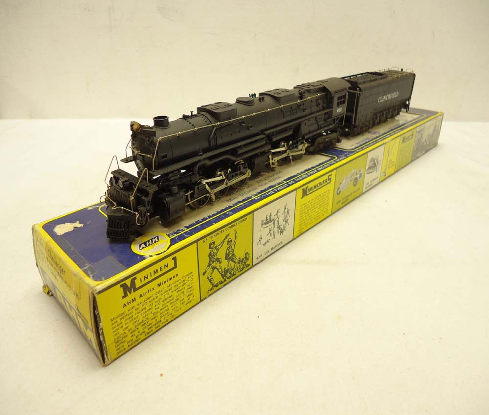ABT: AHM HO Scale: #5113-D Clinchfield 4-6-6-4 Cha: Paul V. Ambrose and Drew J. Bauer present: This is the #5113-D Clinchfield 4-6-6-4 Challenger Engine and Tender that AHM made in HO Scale a few years ago. Please look at all the pictures; what is pict