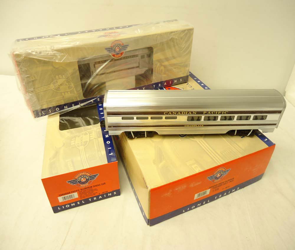 ABT: Mint Lionel #39151 Canadian Pacific Combine/D: Paul V. Ambrose and Drew J. Bauer present: This is the #39151 Canadian Pacific Passenger Car Set (Combine and Diner) that Lionel made a few years ago in their Post-War Celebration Series. Our Opinion