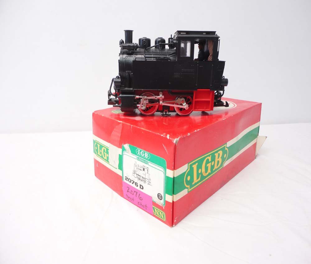 ABT: LGB G Scale: #2076 D Engine Test Shot/OB: Paul V. Ambrose and Drew J. Bauer present: This is the #2076 D Engine Test Shot that LGB made for G Scale a few years ago. Our Opinion is that it is generally in Like New Condition. Original Box. All 