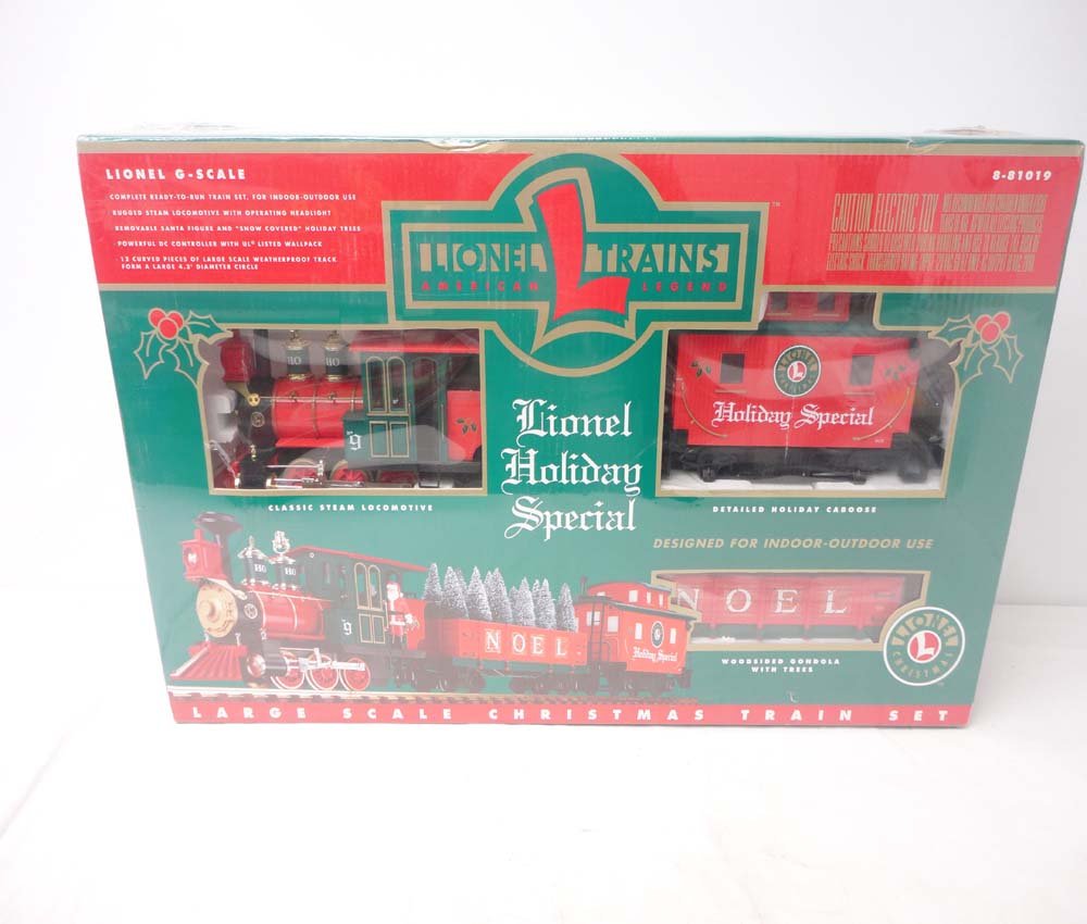 ABT: Lionel G Scale: Sealed #81019 Holiday Special: Paul V. Ambrose and Drew J. Bauer present: This is the #81019 Holiday Special Train Set that Lionel made for G Scale a few years ago. Our Opinion is that the Set is generally in Mint Condition. Origin