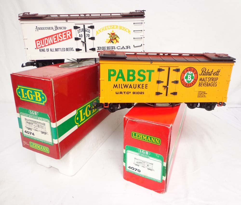ABT: LGB G Scale: #4070 Budweiser Reefer Car & #40: Paul V. Ambrose and Drew J. Bauer present: These are the #4070 Budweiser Reefer Car and the #4074 Pabst Reefer Car that LGB made in G Scale a few years ago. Our Opinion is that they are generally in L
