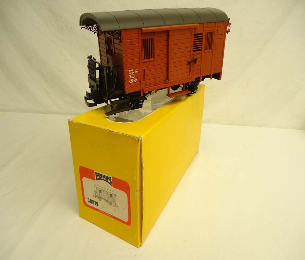 ABT: LGB/Primus G Scale: #30819 Work Car/OB: Paul V. Ambrose and Drew J. Bauer present: This is the #30819 Work Car that LGB/Primus made in G Scale a few years ago. Our Opinion is that it is generally in Like New Condition. Original Box. All Ori