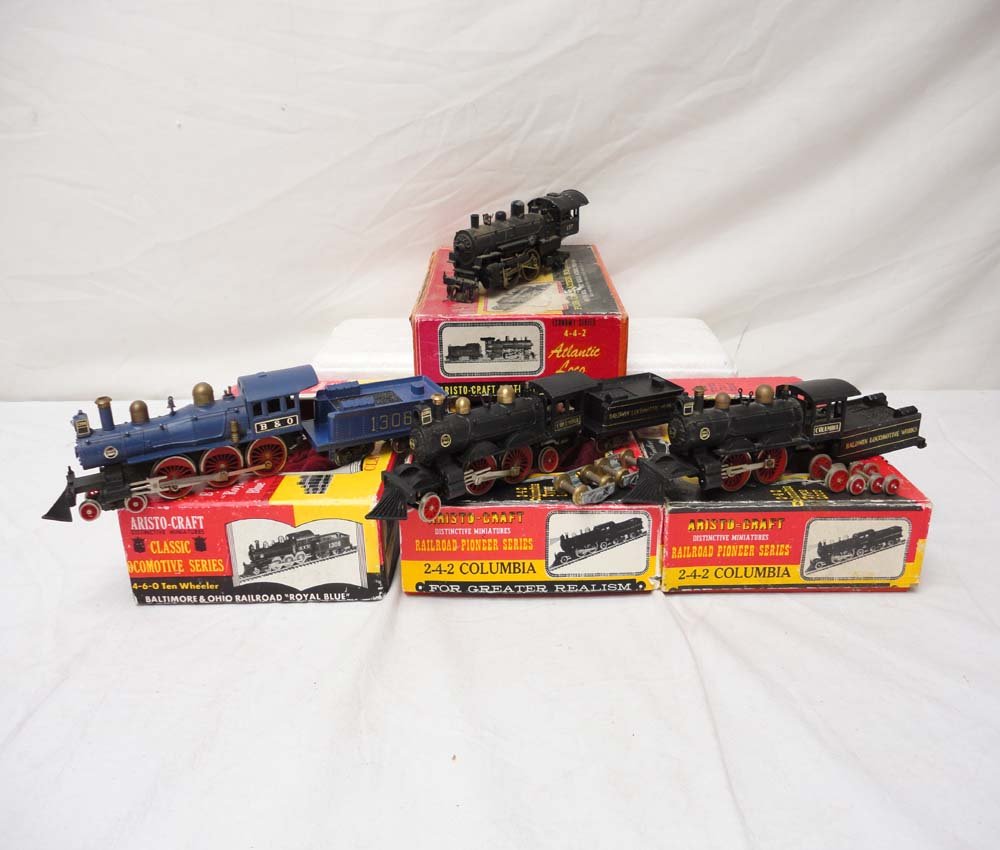 ABT: Aristo-Craft HO: 4 Steam Engines/Tenders/OBs: Paul V. Ambrose and Drew J. Bauer present: These are four Steam Locomotives and Tenders (one example Engine only) that Aristo-Craft made in HO some time ago. Included are Economy Series 4-4-2 Atlantic