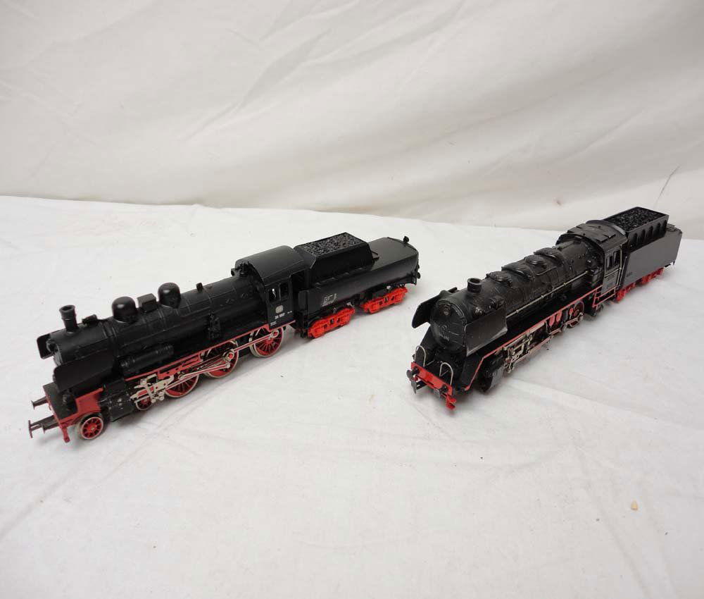 ABT: Marklin HO: #38-1807 & #44-690 Steam Engines: Paul V. Ambrose and Drew J. Bauer present: These are the #38-1807 and #44-690 Steam Engines and Tenders that Marklin made in HO some time ago. No Boxes. Please add $18.00 for US-48 Shipping and Insura