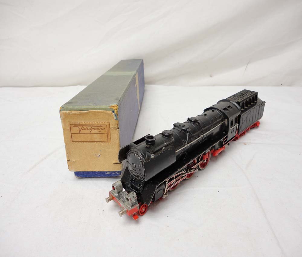 ABT: Fleischmann HO: #01-1952 Steam Engine & Tende: Paul V. Ambrose and Drew J. Bauer present: These are the #01-1952 Steam Engine and Tender that Fleischmann made in HO some time ago. Includes OB as pictured. add $14.00 for US-48 Shipping and Insuranc