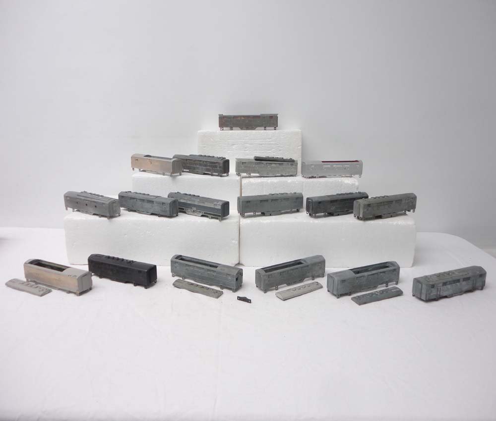 ABT: HO: 17 Assortment Die-Cast B-Unit Cabs: Paul V. Ambrose and Drew J. Bauer present: This is an assortment of seventeen die-cast B-unit Cabs with roof Parts as pictured that were made in HO some time ago. What is pictured is what you will rec