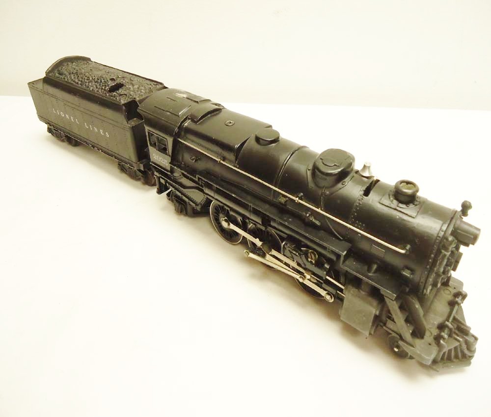 ABT: Scarce Lionel #2025 Steam Engine & #6466W Tend: Paul V. Ambrose and Drew J. Bauer present: These are a scarce variation of the #2025 Steam Engine and #6466W Whistle Tender that Lionel made circa 1948. Note unbroken Marker Lights and Boiler-front th