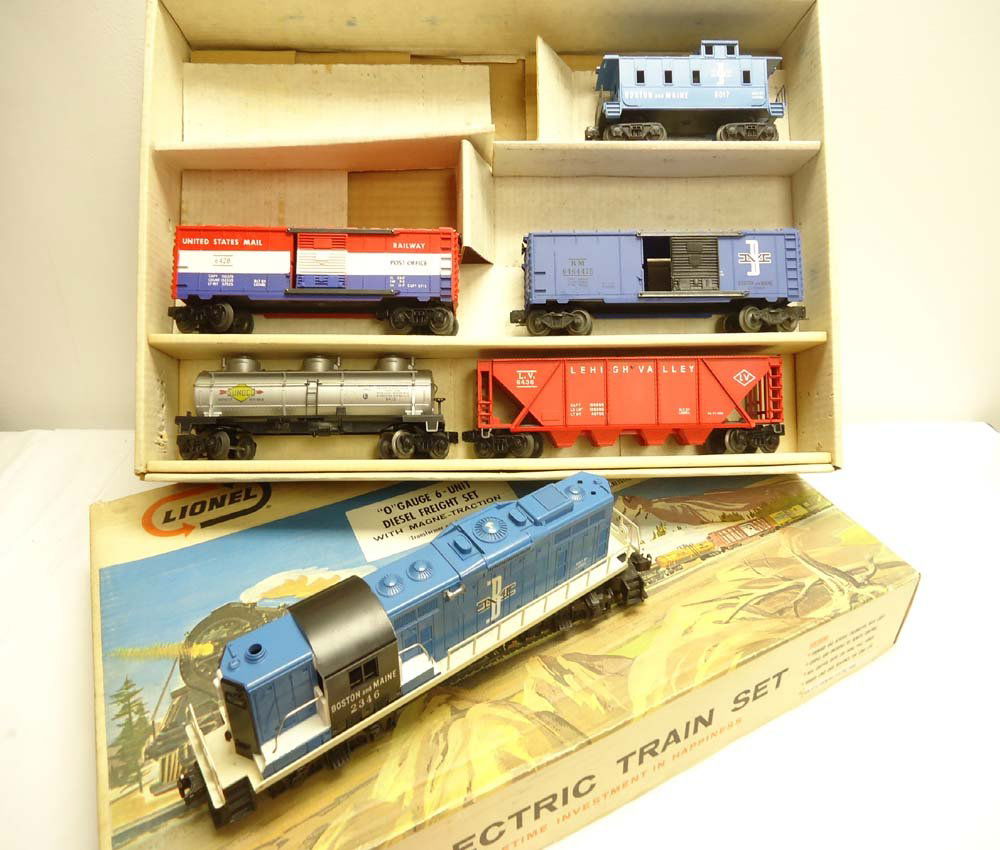 ABT: Lionel #12800 B&M GP-9 Freight Set/Brick OB+: Paul V. Ambrose and Drew J. Bauer present: This is the #12800 B&M O Gauge Freight Set that Lionel made in 1965/66. Included are the #2346 B&M GP-9 Diesel with Magnetraction and Horn, #6428 United Stat