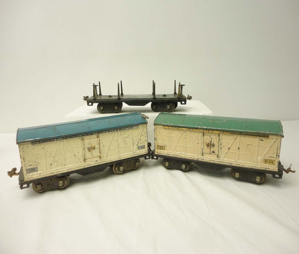 ABT: Lionel Standard Gauge #511 Flat Car & 2 #514 R: Paul V. Ambrose and Drew J. Bauer present: These are two #514 Reefers and the #511 Flat Car w/stakes that Lionel made in Standard Gauge Pre War. No Boxes. Please add $25.00 for US-48 Shipping and Insu