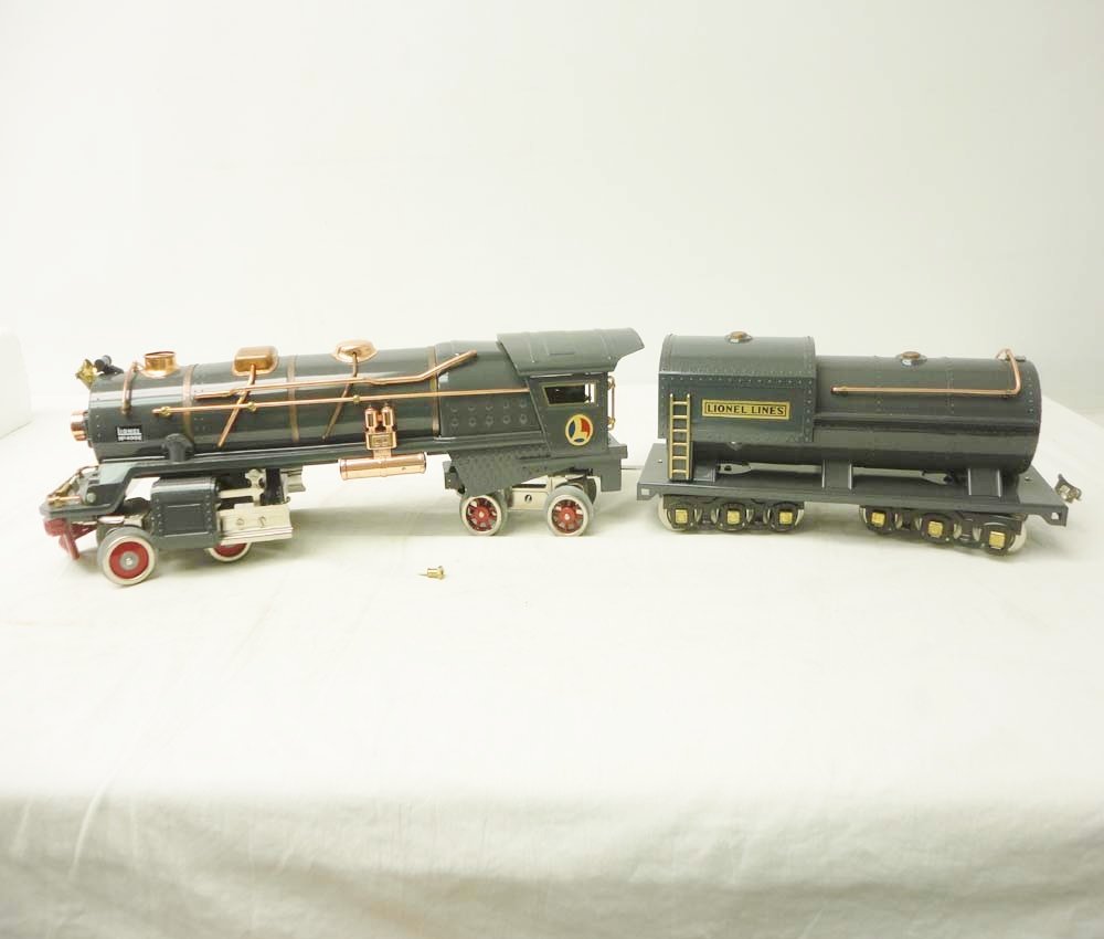 ABT: Lionel Classics: 400E Gray Steam Engine & Ten: Paul V. Ambrose and Drew J. Bauer present: These are the #400E Engine and Tender that Lionel remade in Standard Gauge a few years ago as reproduction of the original items from the 1930s. Please revie