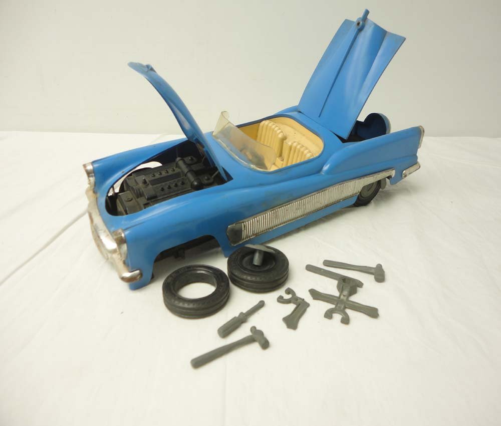 ABT: Unusual Ideal XP600 Concept Car w/Tools: Paul V. Ambrose and Drew J. Bauer present: This is the plastic XP600 Concept Car w/Tools as pictured that Ideal made circa 1960. This example measures approx. 15-inches long. No Box. Please add $18.00