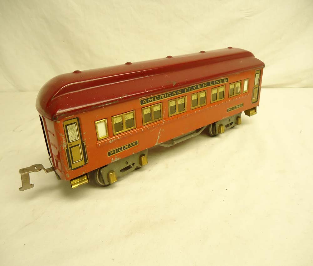 ABT: American Flyer Wide Gauge #4331 AFL Pullman: Paul V. Ambrose and Drew J. Bauer present: This is the #4331 AFL Pullman that American Flyer made in Wide Gauge in the 1930s. Note one side is Red while the other has sun faded to Dk. Orange. What is 
