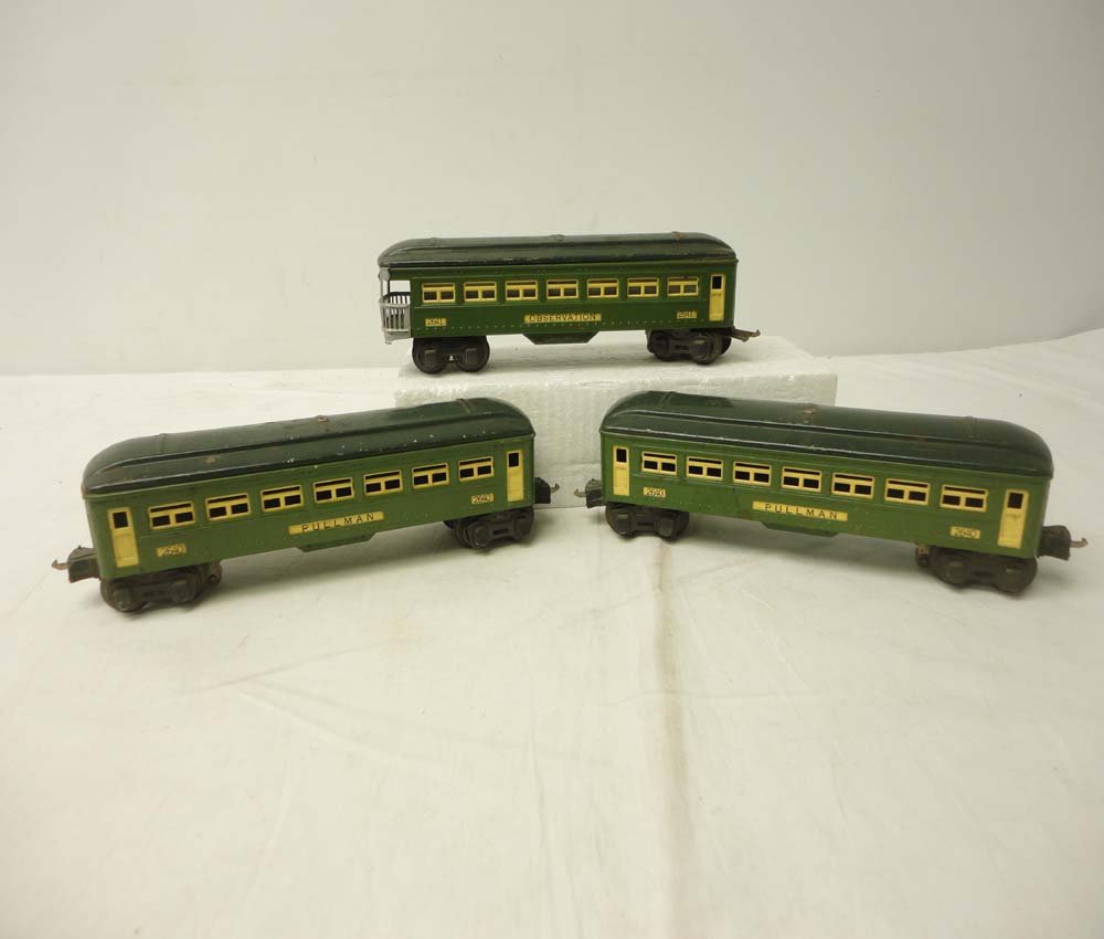 ABT: Lionel #2641 & 2 #2640 Green Passenger Cars: Paul V. Ambrose and Drew J. Bauer present: These are the Green #2641 Observation Car and two #2640 Pullmans that Lionel made Pre War. What is shown is what you will receive. No Boxes. Please add $18.0