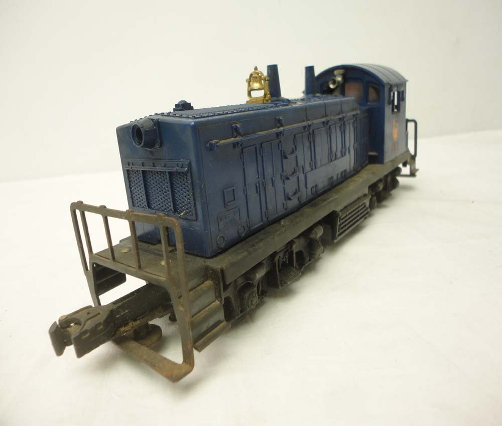 ABT: Lionel #621 Jersey Central Diesel Switcher: Paul V. Ambrose and Drew J. Bauer present: This is the #621 Jersey Central Diesel Switcher that Lionel made in the middle 1950s. What is shown is what you will receive. No Box. Please add $16.00 for U