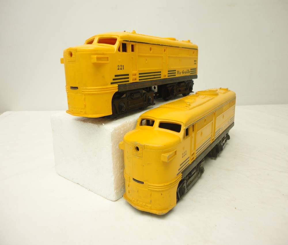 ABT: Lionel #221 & #22 Rio Grande Alco A-Unit Dies: Paul V. Ambrose and Drew J. Bauer present: These are the #221 and #222 Rio Grande Alco A-unit Diesels that Lionel made in the 1960s. Examine closely; what is pictured is what you will receive. No Boxe