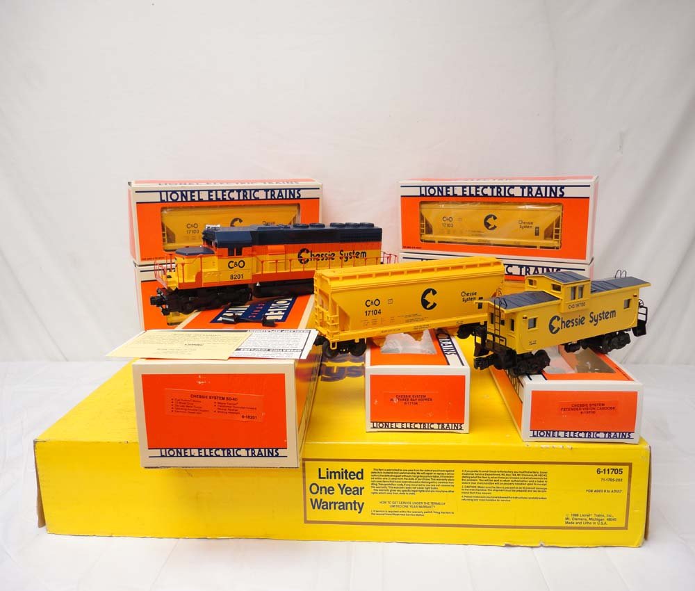 ABT: Mint Lionel #11705 Chessie System Std O Hopper: Paul V. Ambrose and Drew J. Bauer present: This is the #11705 Chessie System Diesel Standard O Hopper Unit Train Set that Lionel made in the 1980s. This Set includes the #18201 Chessie SD-40 Diesel wi