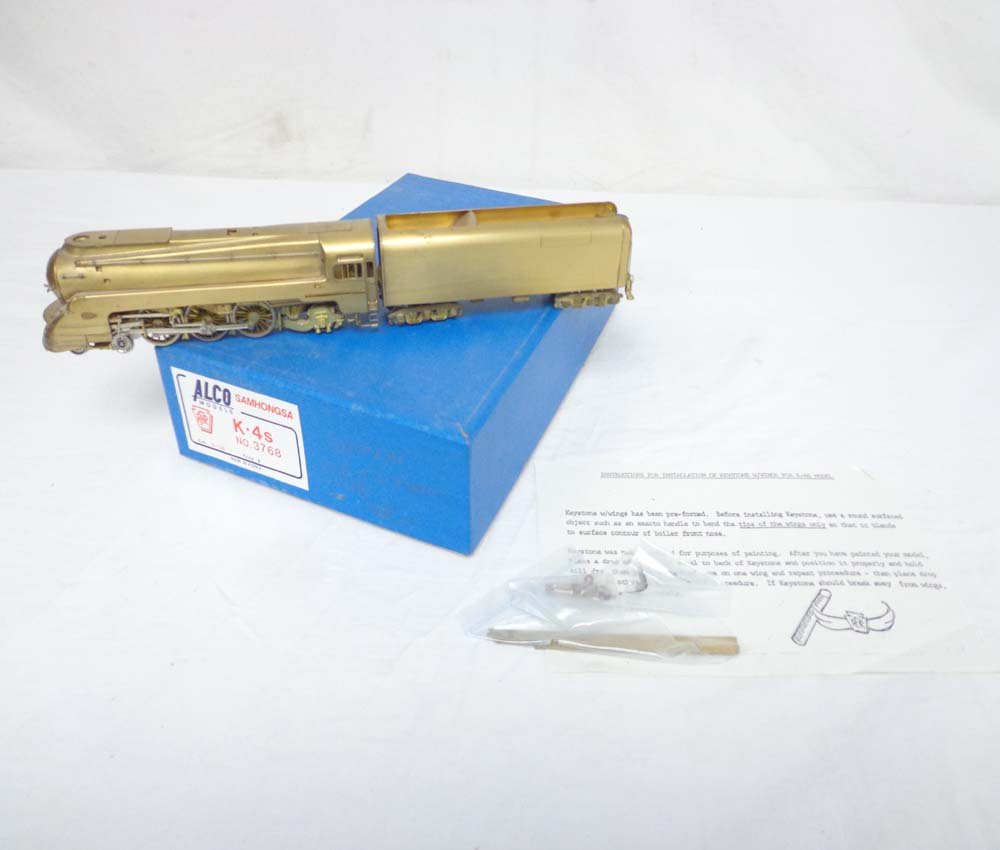 ABT: HO Brass Samhongsa: PRR 4-6-2 Streamline K-4 P: Paul V. Ambrose and Drew J. Bauer present: This is the Brass HO PRR K-4 4-6-2 Streamline Pacific Steam engine and Tender that Samhongsa made some time in the past. Includes nice OB as shown. Examine c