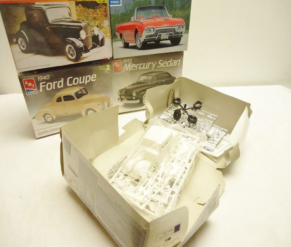 ABT: 5 AMT/Revell Vehicle Kits: Coupes/Sedan/OBs: Paul V. Ambrose and Drew J. Bauer present: These are the 1932 Ford 3 Window Coupe, two 1940 Ford Coupe, the 1949 Mercury Sedan, and the 1962 Thunderbird Kits that Revell/AMT made in 1:25 scale in the