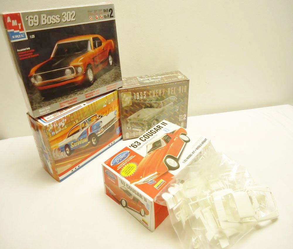 ABT: 4 AMT/Lindberg/Model King Kits: 1969 Boss/195: Paul V. Ambrose and Drew J. Bauer present: These are the 1969 Boss 302, the 1953 Chevy Bel Air, the 1963 Cougar II, and the 1956 Ford Kits that AMT/Lindberg/Model King made in 1:25 Scale in the recent