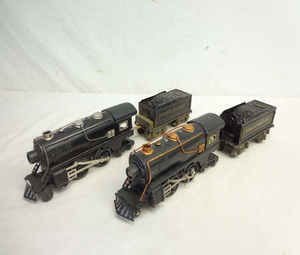 ABT: 2 AF Variations #401/3199 Steam Engines & Tenders: Paul V. Ambrose and Drew J. Bauer present: These are two trim variations of the #401 Steam Engines with #3199 Tenders that American Flyer made Pre War. No Boxes. Examine closely; what is pictured is w