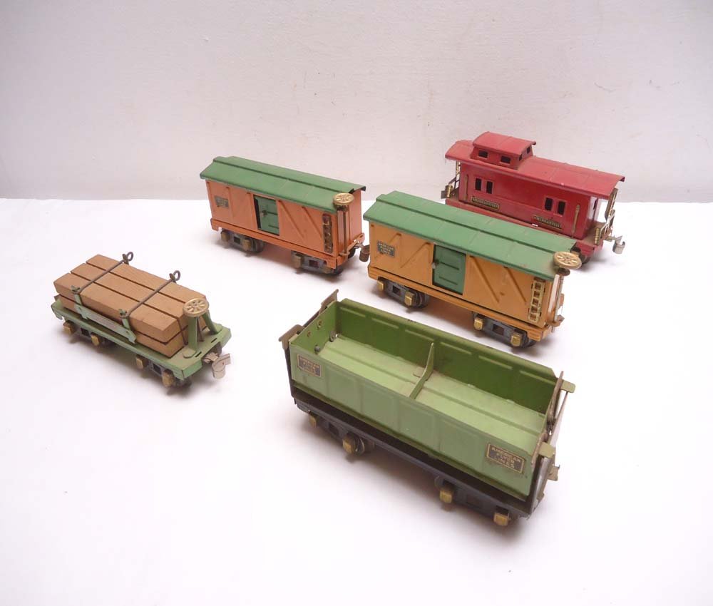 ABT: 5 AF Assorted Rolling Stock Items: Paul V. Ambrose and Drew J. Bauer present: These are five Rolling Stock items that American Flyer made Pre War. No Boxes. Examine very closely; what is pictured is what you will receive. Please add $2