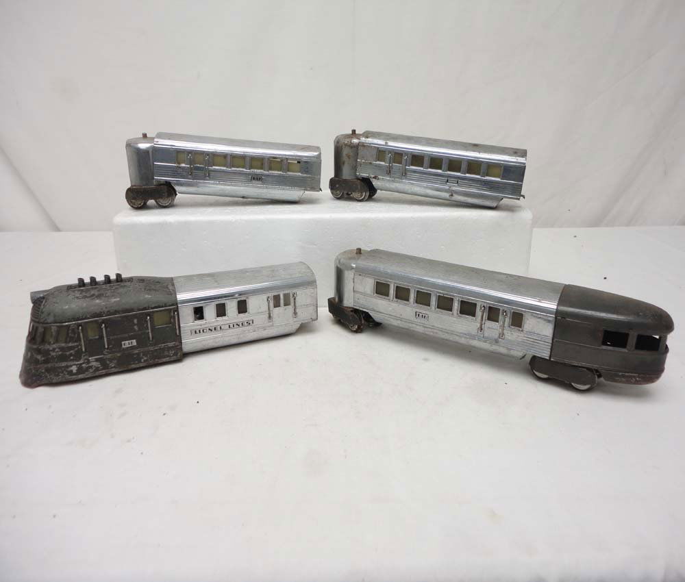 ABT: Lionel #616/617/617/618 Flying Yankee w/Vestabules: Paul V. Ambrose and Drew J. Bauer present: This is the 4-unit #616/617/617/618 'Flying Yankee' Streamline Set w/Vestabules that Lionel made circa the middle 1930s. No Boxes. Examine closely; what is p