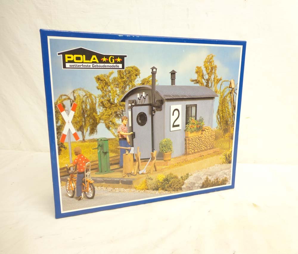 ABT: Pola/LGB G Scale: Mint #937 Crossing Keepers Hut K: Paul V. Ambrose and Drew J. Bauer present: This is the #937 Crossing Keepers Hut Kit that Pola/LGB made in G Scale a few years ago. Our Opinion is that it is generally in Mint Condition. Original Box.