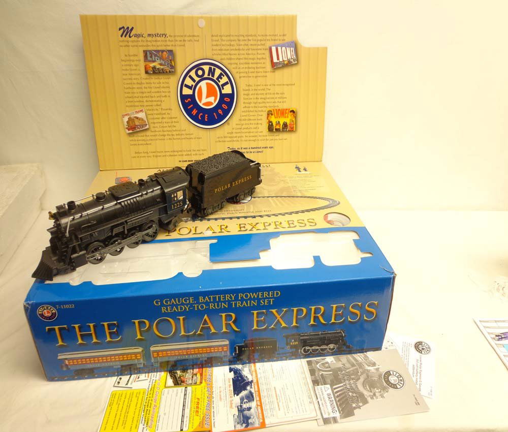 ABT: Lionel G Scale: #11022 The Polar Express Set/OB: Paul V. Ambrose and Drew J. Bauer present: This is the #11022 The Polar Express Set that Lionel made for G Scale a few years ago. Examine closely; what you see is what you will receive. No batteries.