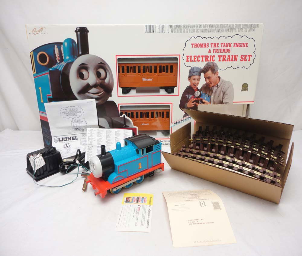 ABT: Lionel G Scale: #8-81011 Thomas The Tank Engine & : Paul V. Ambrose and Drew J. Bauer present: This is the #8-81011 Thomas The Tank Engine & Frieghts Electric Train Set that Lionel made in G Scale a few years ago. Please look at all the pictures; what