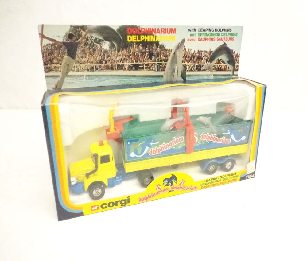 ABT: Corgi #1164 DolphinArium/OB: Paul V. Ambrose and Drew J. Bauer present: This is the #1164 DolphinArium (1980) that Corgi made in the recent past. Examine closely; what is pictured is what you will receive. Original Box. Please ad