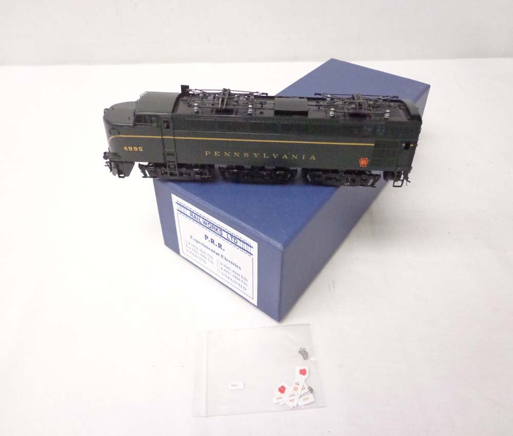 ABT: Brass HO Scale: Railworks Ltd. PRR E3b Experimenta: Paul V. Ambrose and Drew J. Bauer present: This is the Brass HO E3b PRR Experimental Electric that Railworks Ltd. imported some time in the past. Includes nice Original Box as shown. Examine closely; 