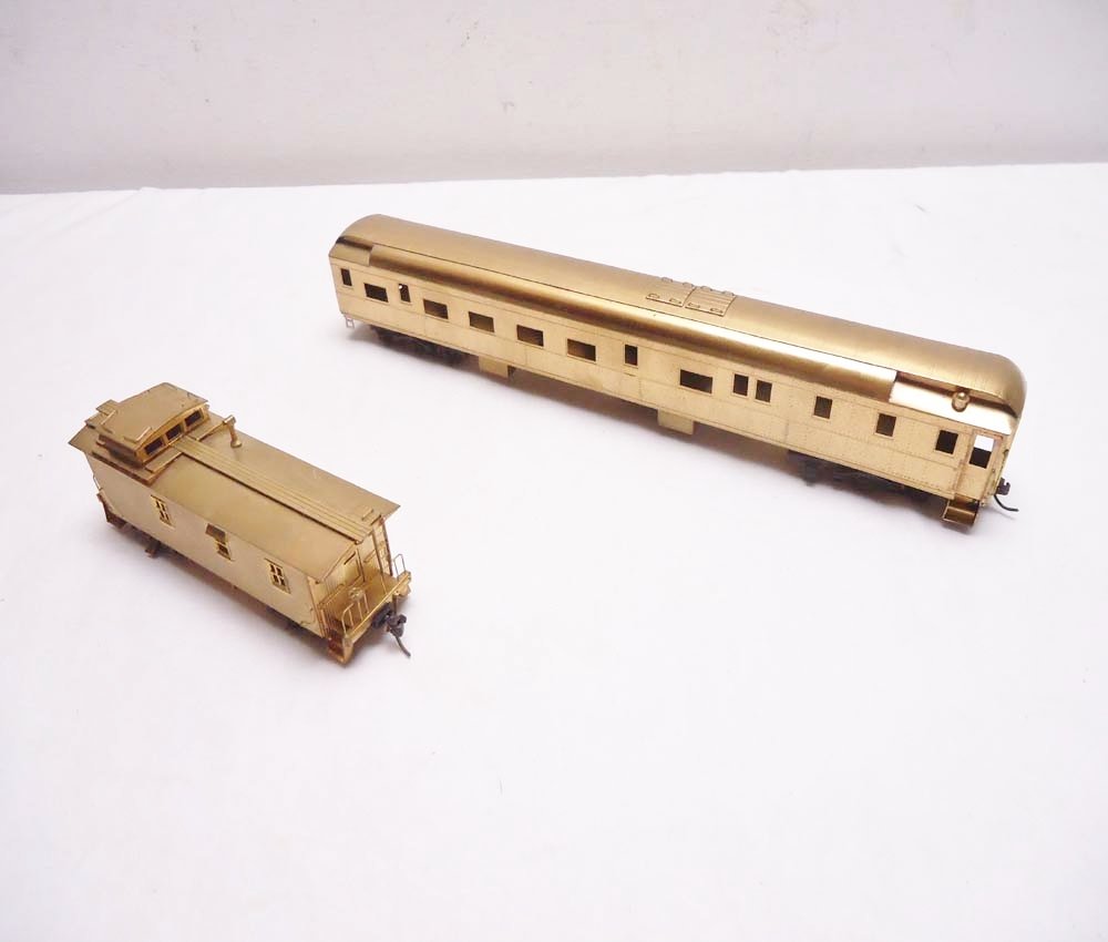 ABT: Brass HO Scale: KMT Unpainted Passenger Car & Cabo: Paul V. Ambrose and Drew J. Bauer present: These are the Brass HO unpainted Passenger Car and Caboose that KMT made in Japan some time in the past. No Boxes. Examine closely; what is pictured is what 
