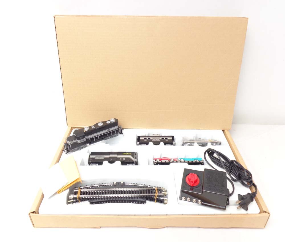 ABT: Matchbox HO Scale: Railroad Set/OB: Paul V. Ambrose and Drew J. Bauer present: This is the Railroad Set that Matchbox made in HO Scale a few years ago. Examine closely; what is pictured is what you will receive. Our Opinion is that the 