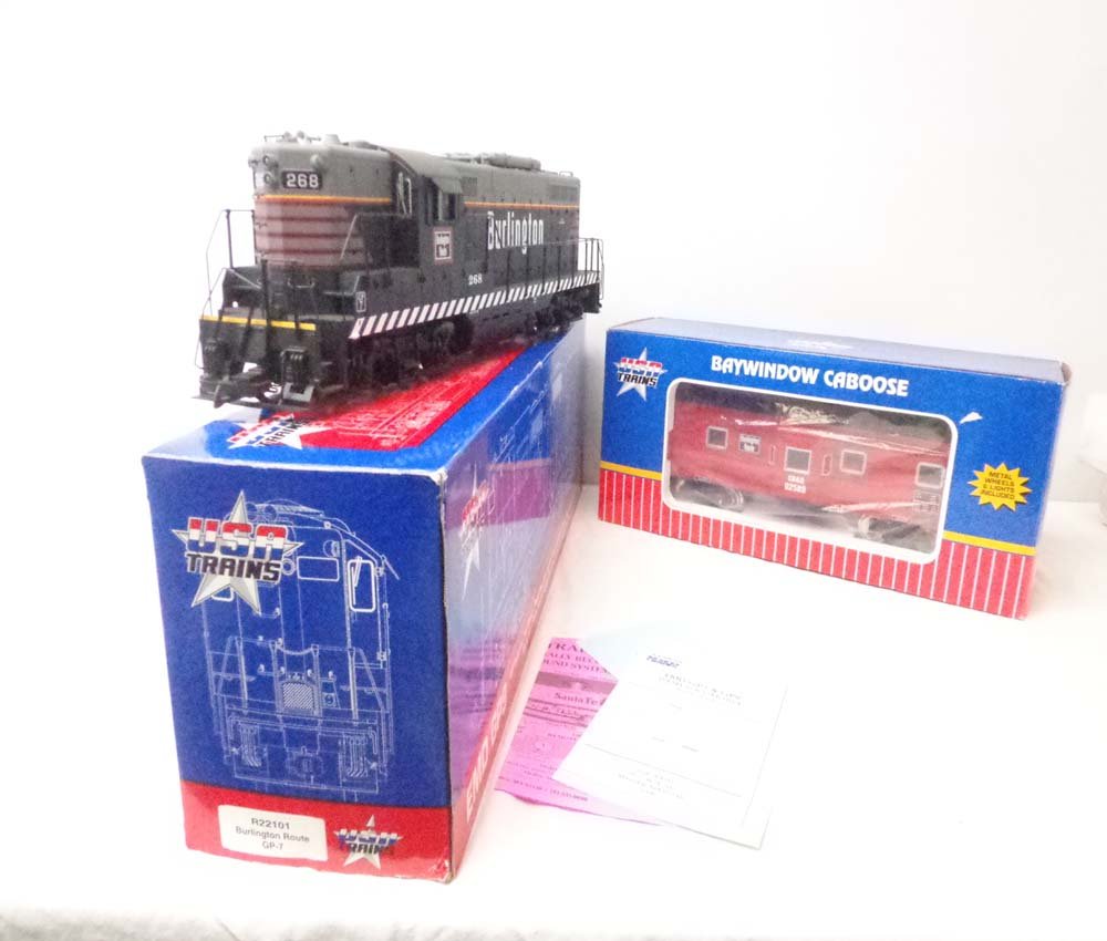ABT: USA Trains Large Scale #R22101 Burlington Route: Paul V. Ambrose and Drew J. Bauer present: These are the #R22101 Burlington Route GP-7 and the #R12504 Caboose that USA Trains made in Large Scale a few years ago. Our Opinion is that they are general