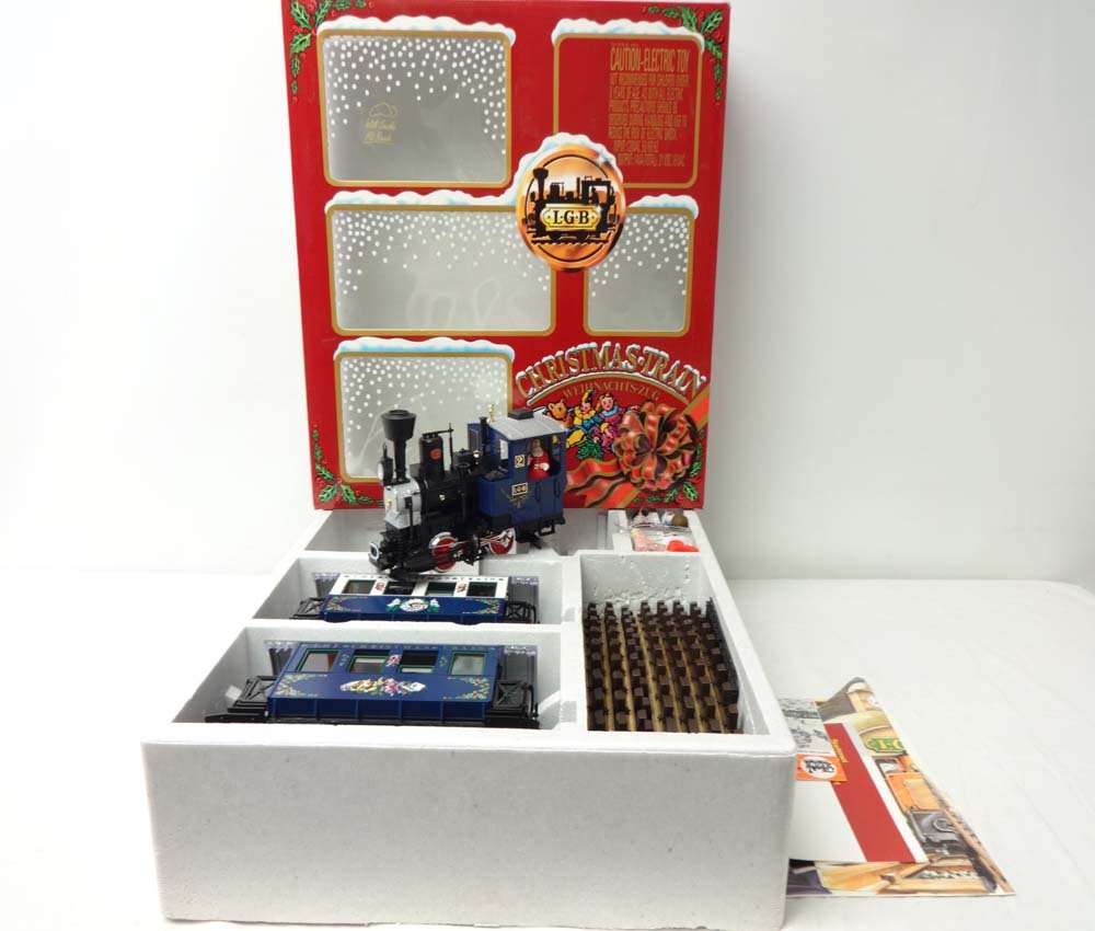 ABT: LGB G Scale: Incomplete #72545 Christmas Train: Paul V. Ambrose and Drew J. Bauer present: This is the Incomplete #72545 Christmas Train Set (missing transformer) that LGB made for G Scale a few years ago. Examine closely; what is pictured is what