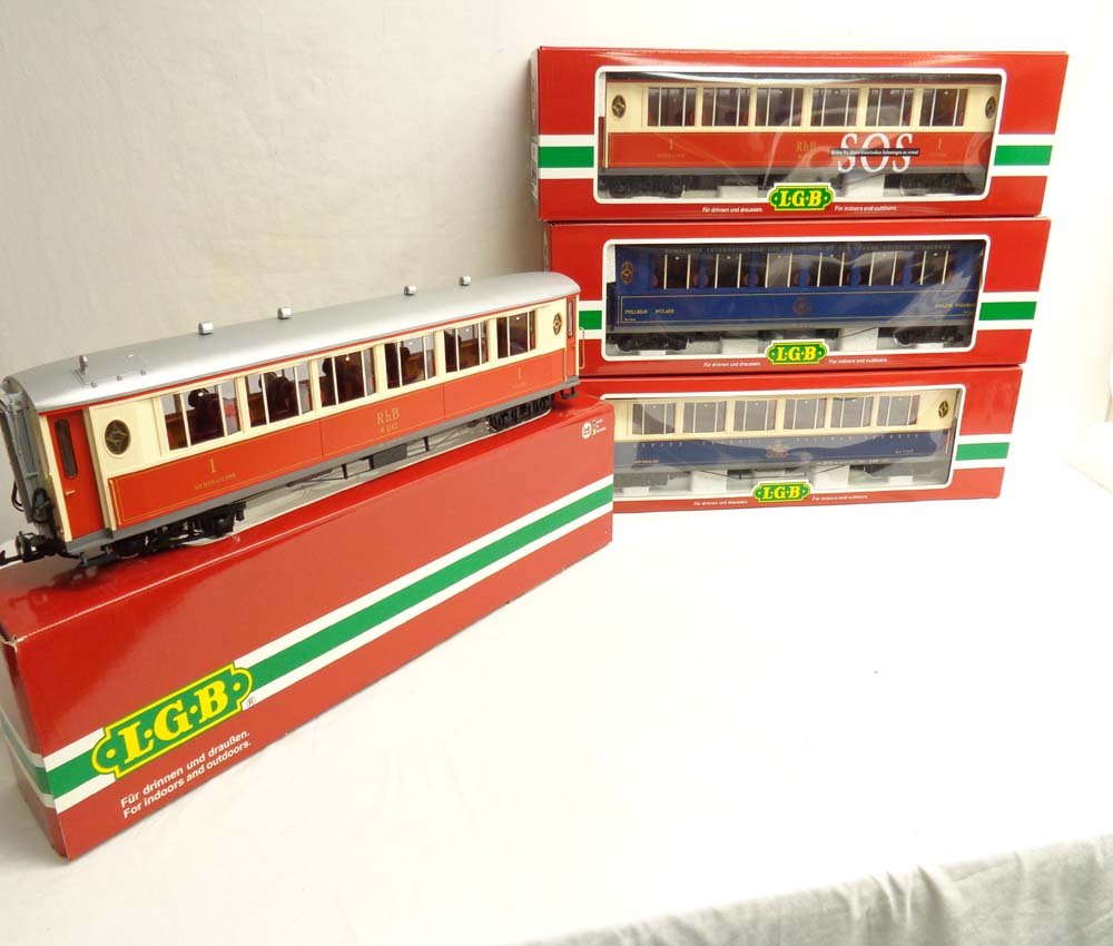 ABT: Mint LGB G Scale: #30650/30653/31655/34650: Paul V. Ambrose and Drew J. Bauer present: These are the #30650/30653/31655/34650 Passenger Cars that LGB made for G Scale a few years ago. Our Opinion is that they are generally in Mint Condition. Or