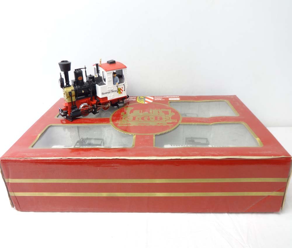 ABT: LGB G Scale: #20529-A Engine & Tankers Train: Paul V. Ambrose and Drew J. Bauer present: This is the #20529-A Engine & Tankers Train Set that LGB made for G Scale a few years ago. Our Opinion is that the Set is generally in Like New Condition. Or